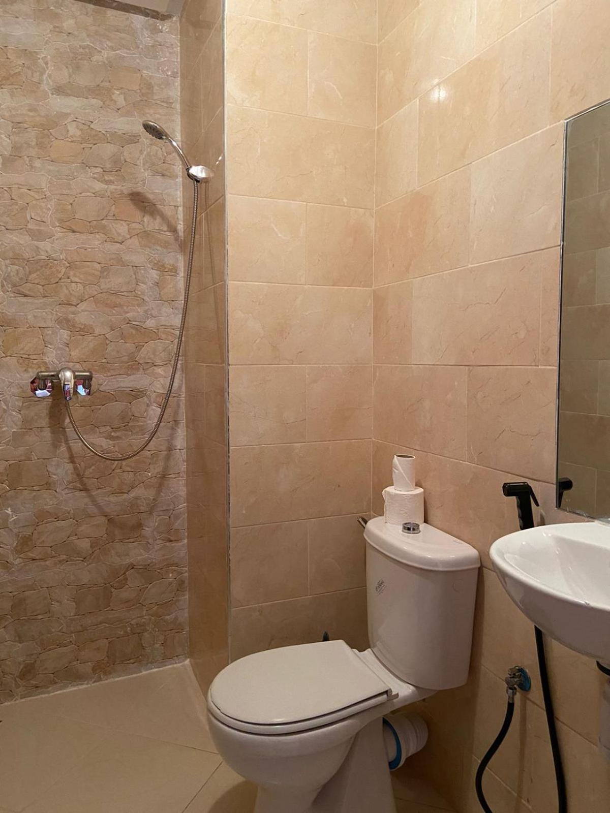 Private Riad 3Ch Salon, Terrasse Avec Jacuzzi , A Jemaa El Fna มาร์ราเกช ภายนอก รูปภาพ