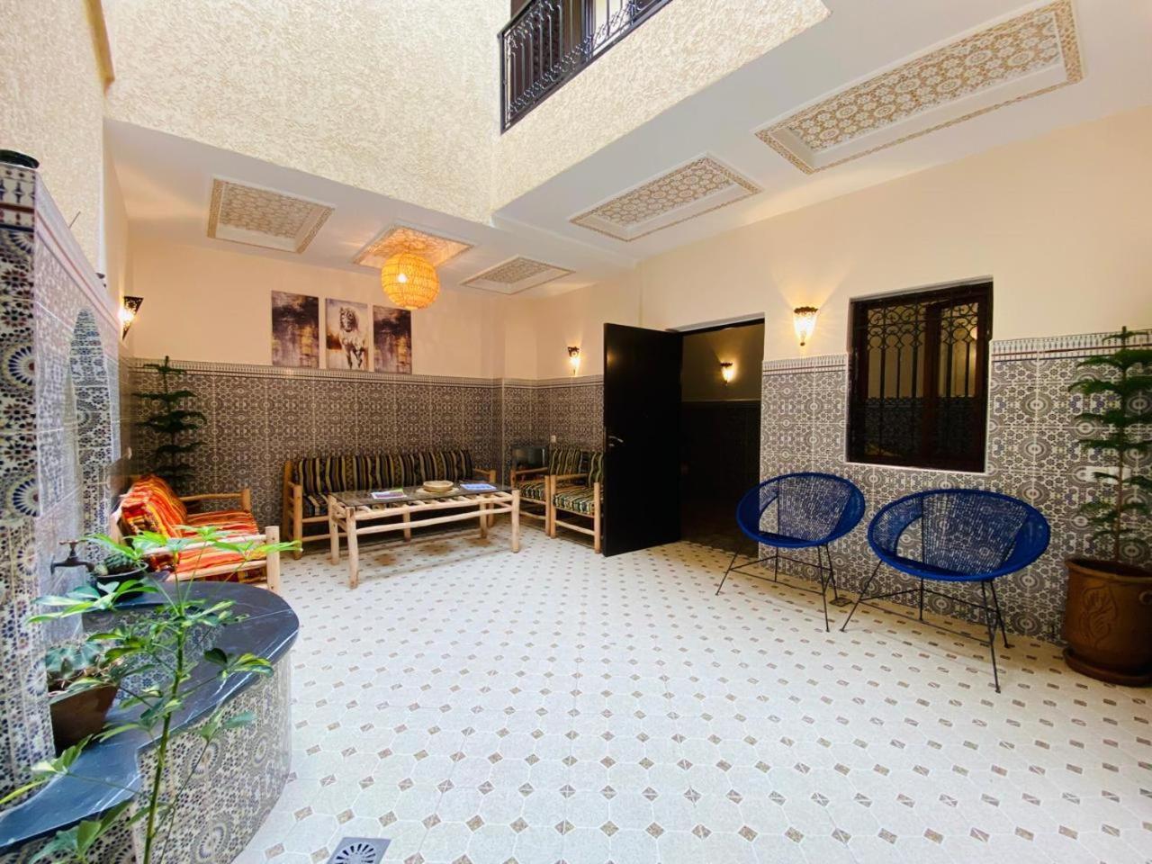 Private Riad 3Ch Salon, Terrasse Avec Jacuzzi , A Jemaa El Fna มาร์ราเกช ภายนอก รูปภาพ