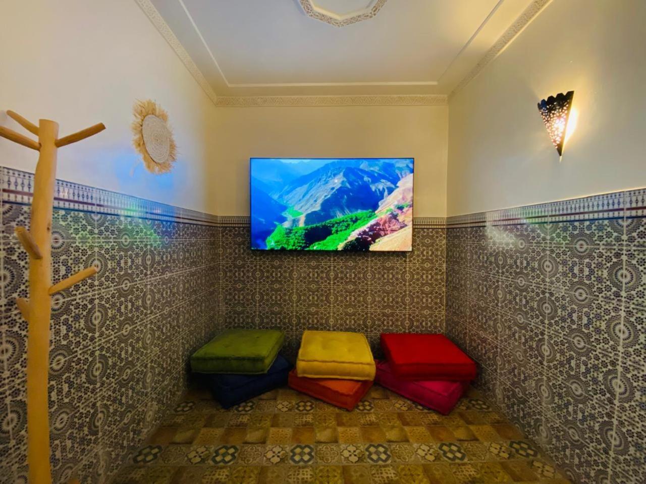Private Riad 3Ch Salon, Terrasse Avec Jacuzzi , A Jemaa El Fna มาร์ราเกช ภายนอก รูปภาพ