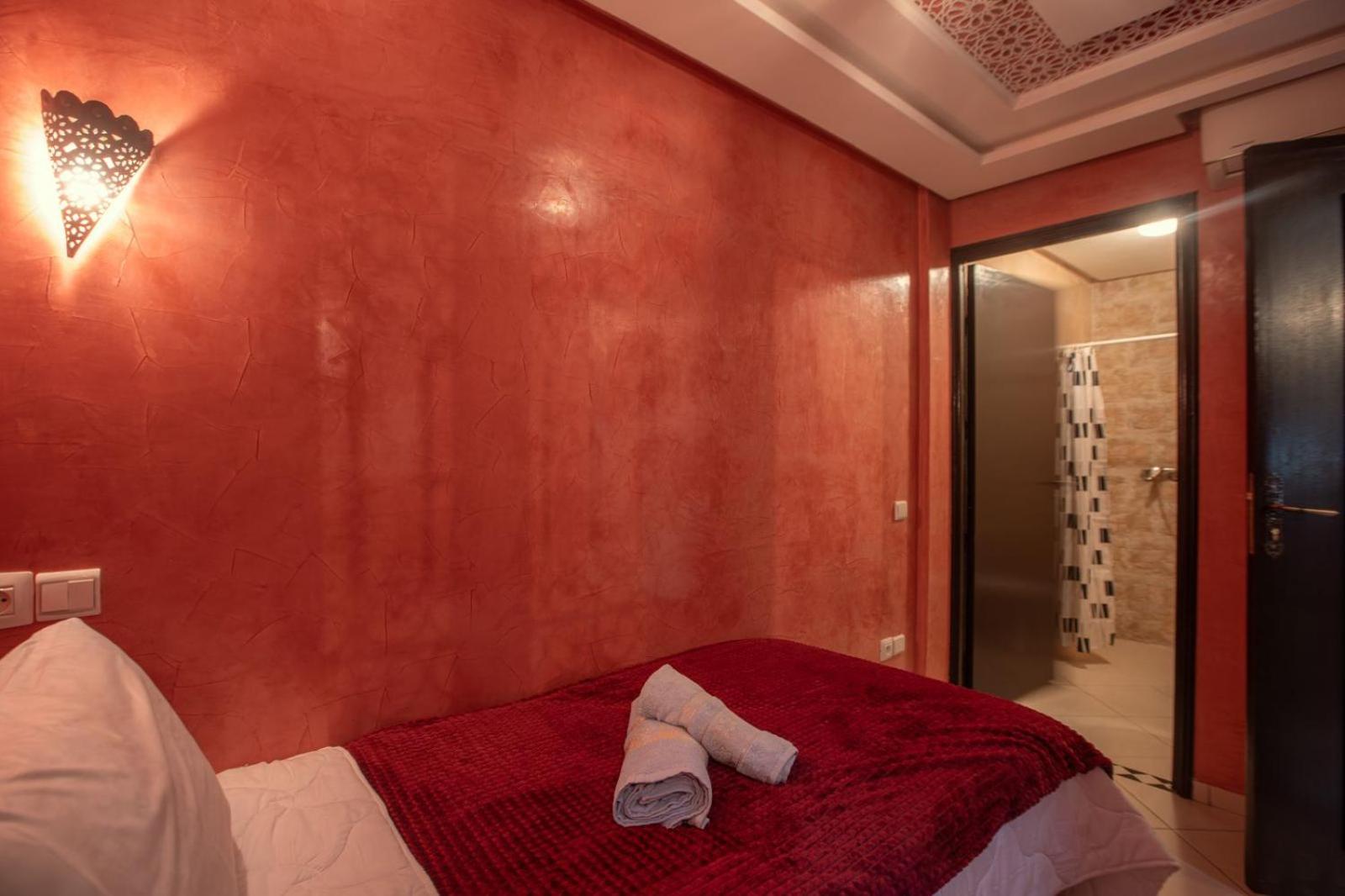 Private Riad 3Ch Salon, Terrasse Avec Jacuzzi , A Jemaa El Fna มาร์ราเกช ภายนอก รูปภาพ
