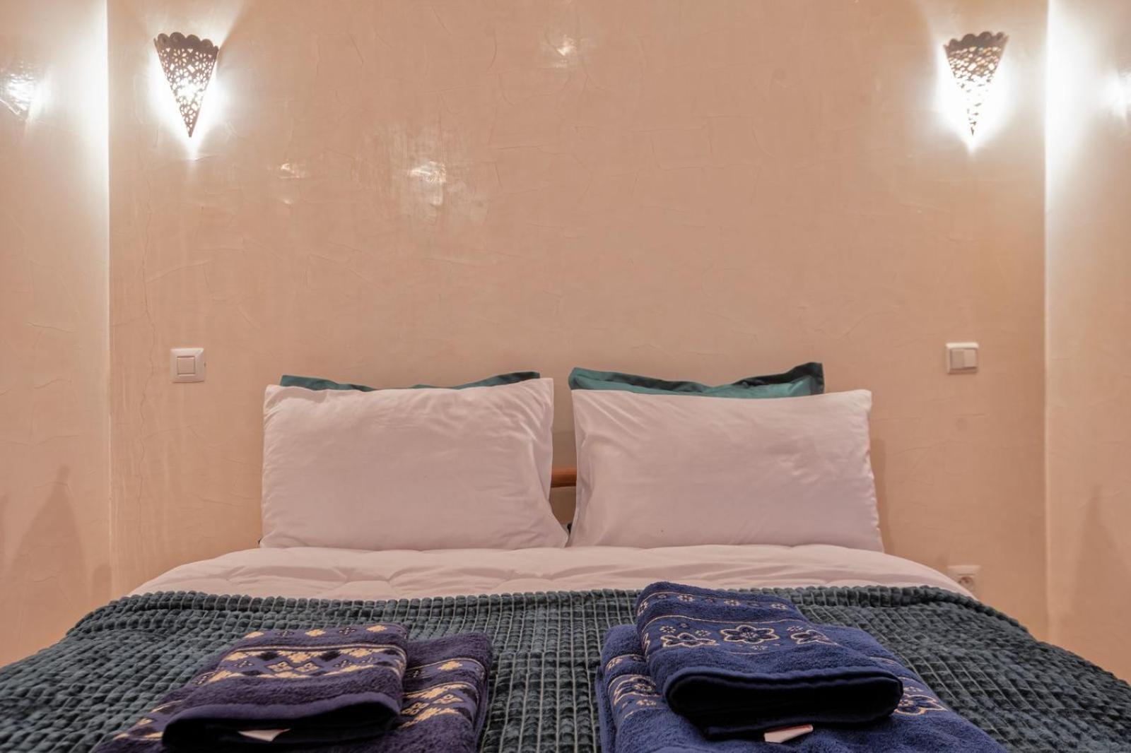 Private Riad 3Ch Salon, Terrasse Avec Jacuzzi , A Jemaa El Fna มาร์ราเกช ภายนอก รูปภาพ